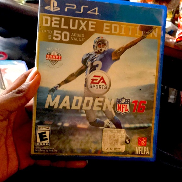 ps4 game - Picture 1 of 4